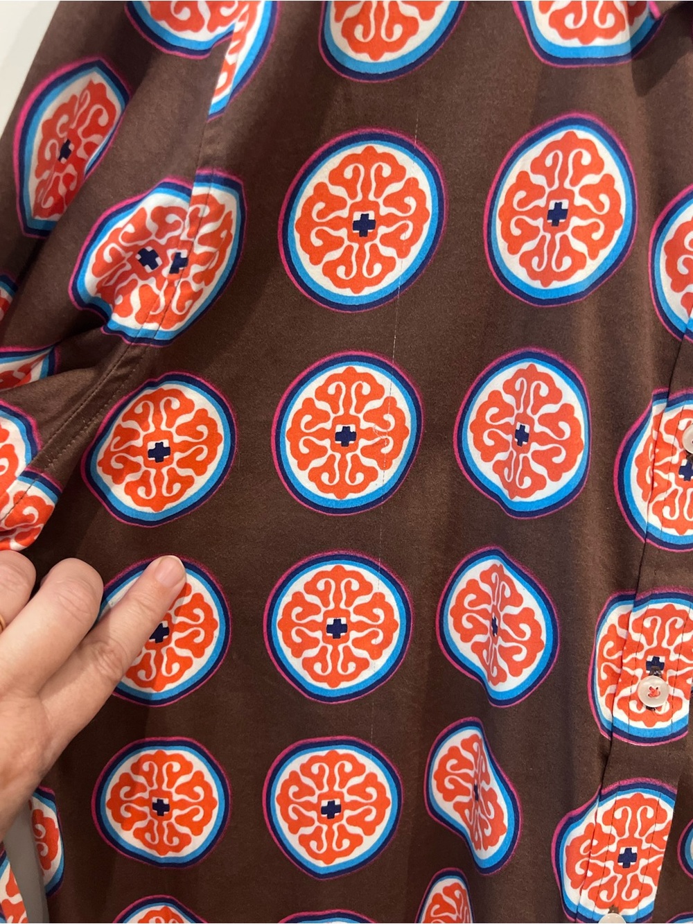 Tizzie Brown Button-Down Shirt with Orange Medallion Print Size XL - Picture 9 of 16